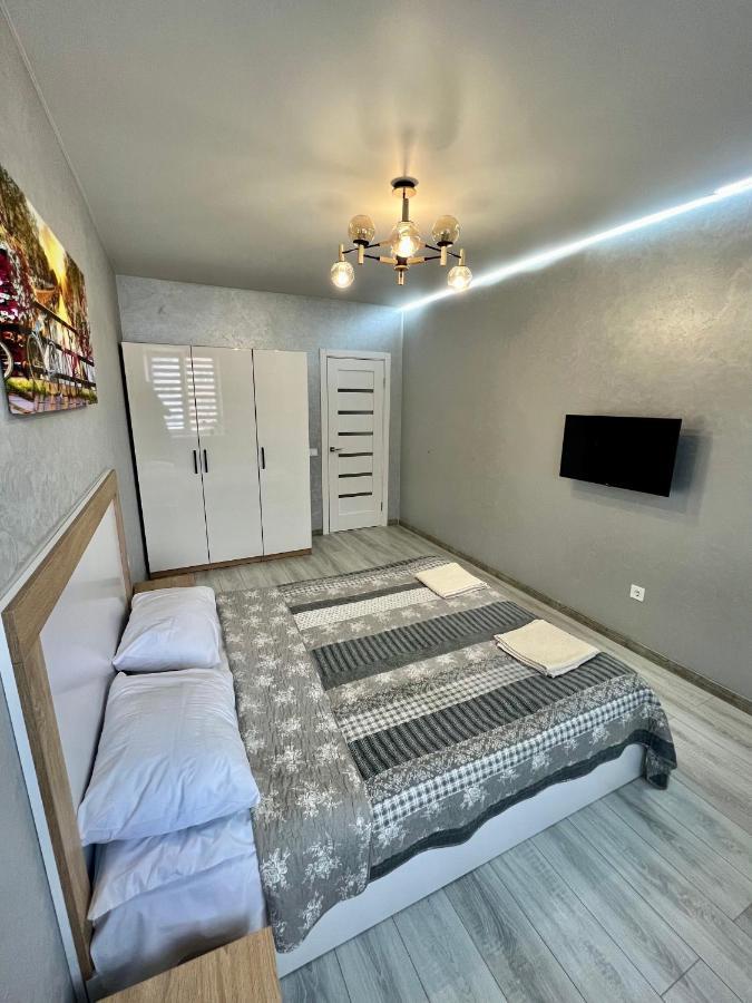 Apartment Premium In Center Ivano-Frankivsk Eksteriør bilde